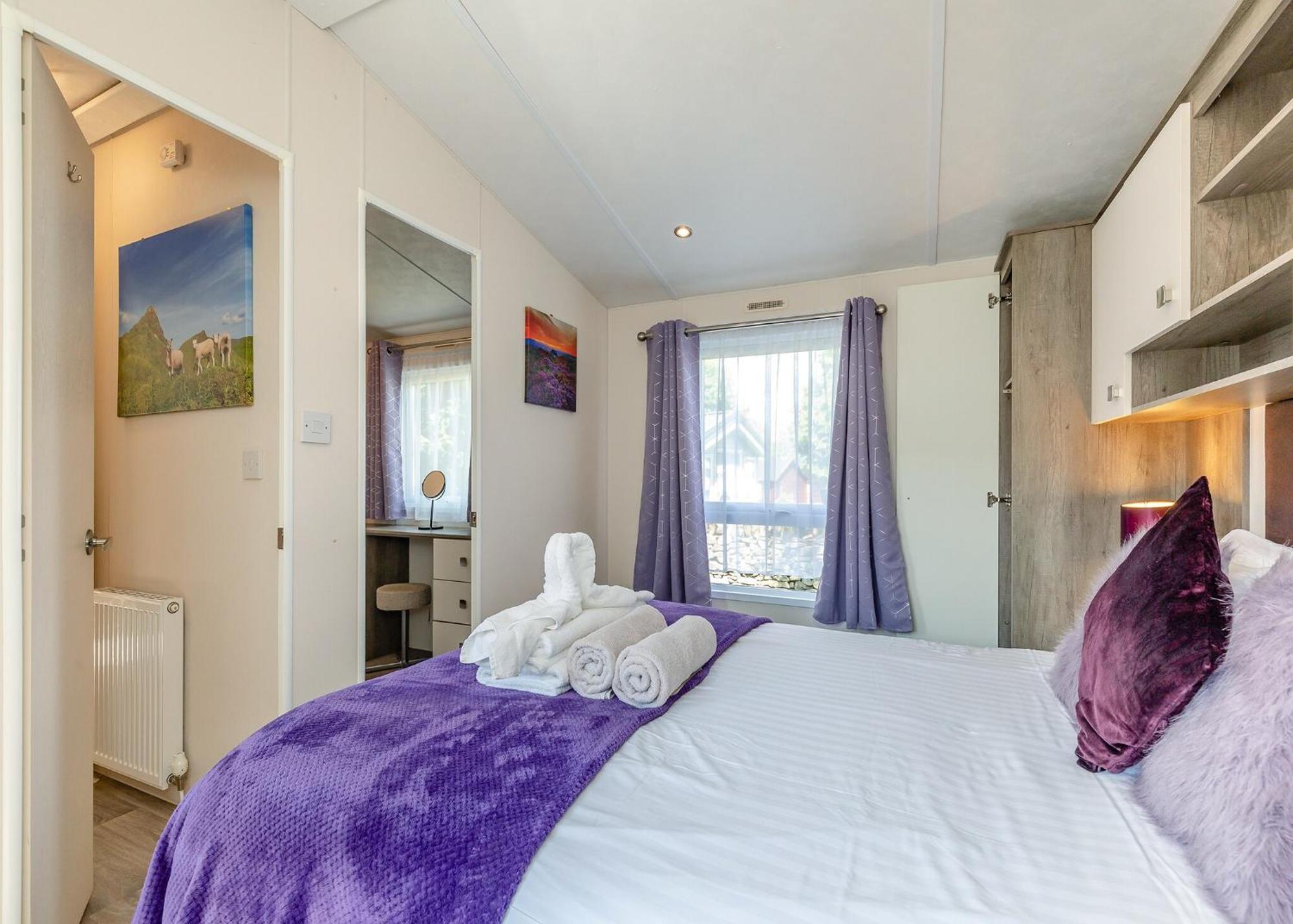 Longnor Wood Holiday Park Esterno foto