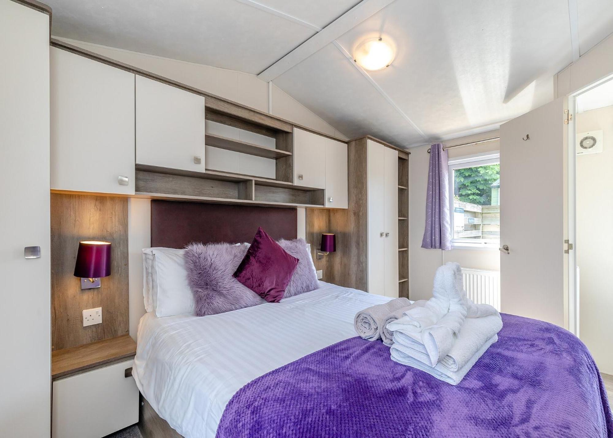 Longnor Wood Holiday Park Esterno foto