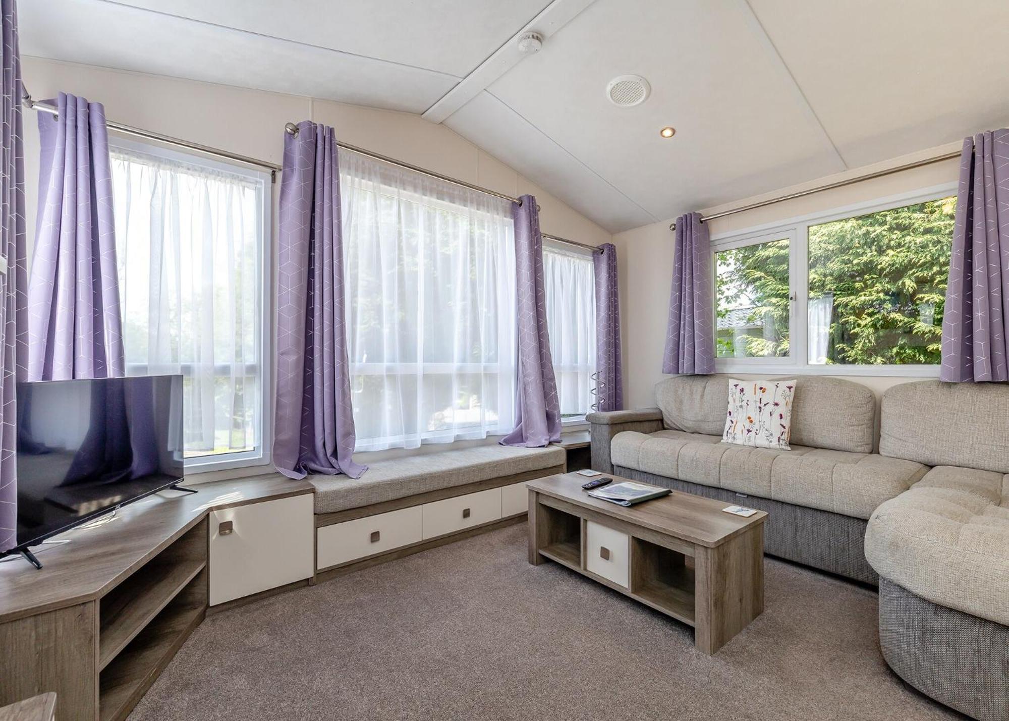 Longnor Wood Holiday Park Esterno foto