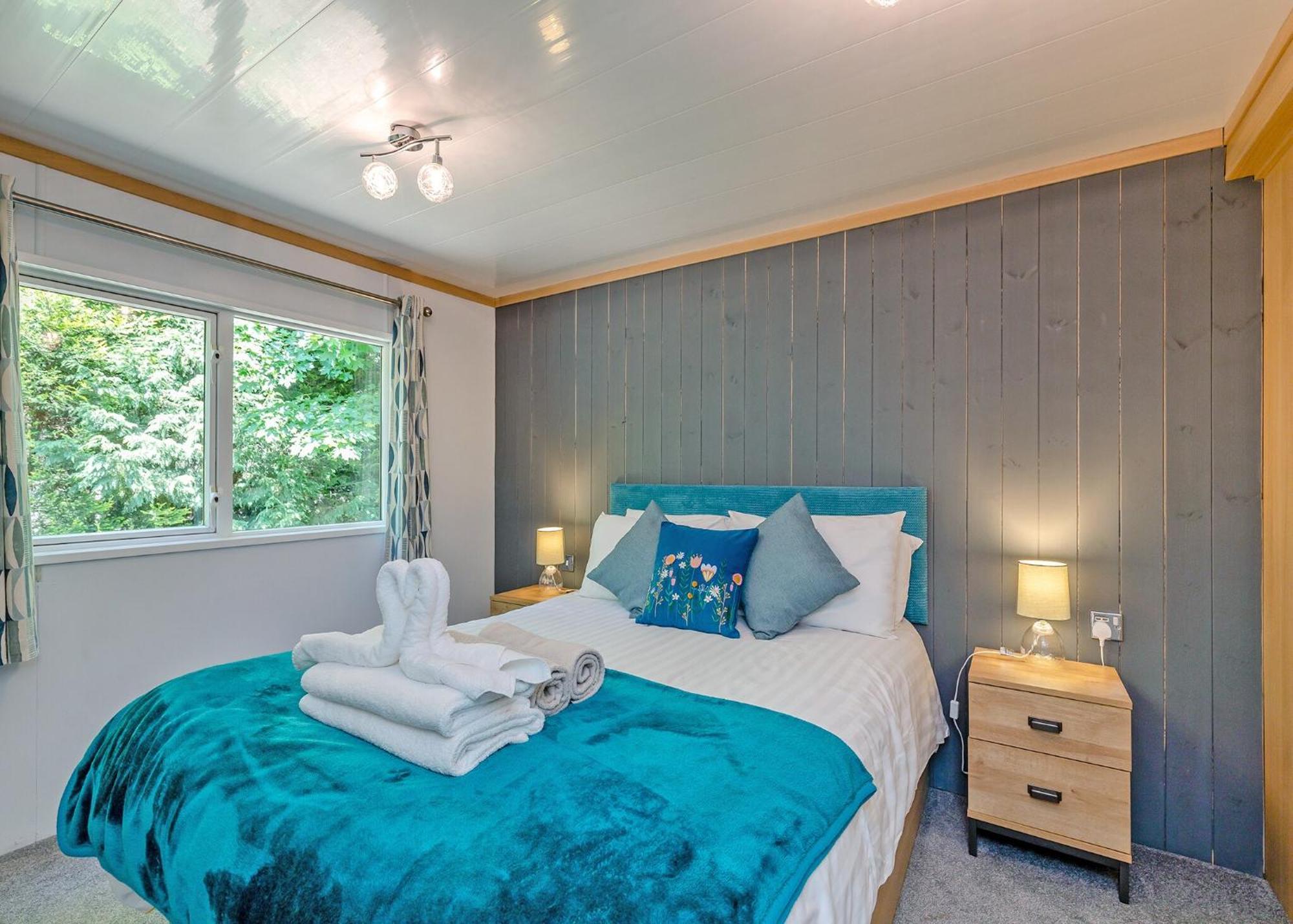 Longnor Wood Holiday Park Esterno foto
