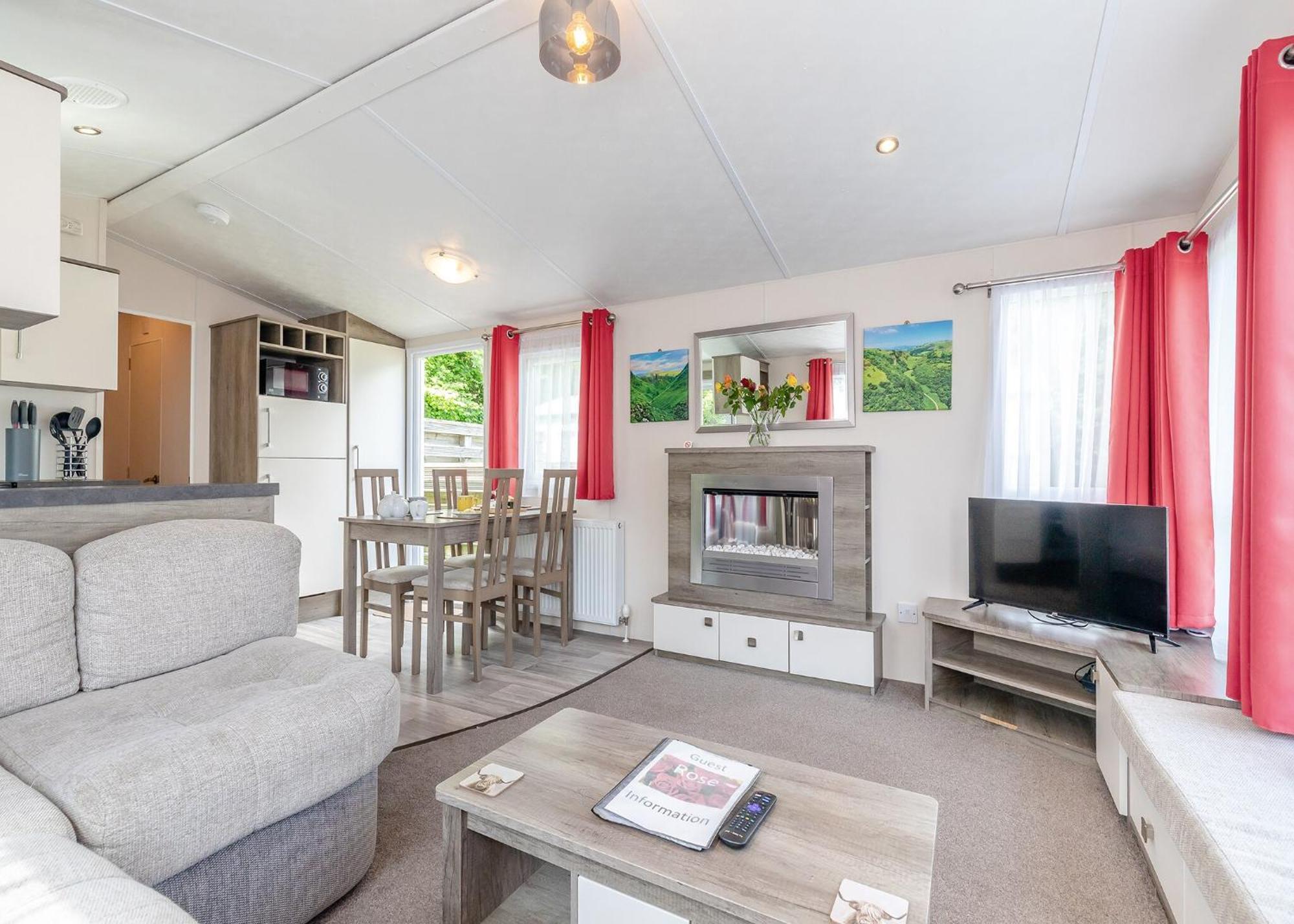 Longnor Wood Holiday Park Esterno foto