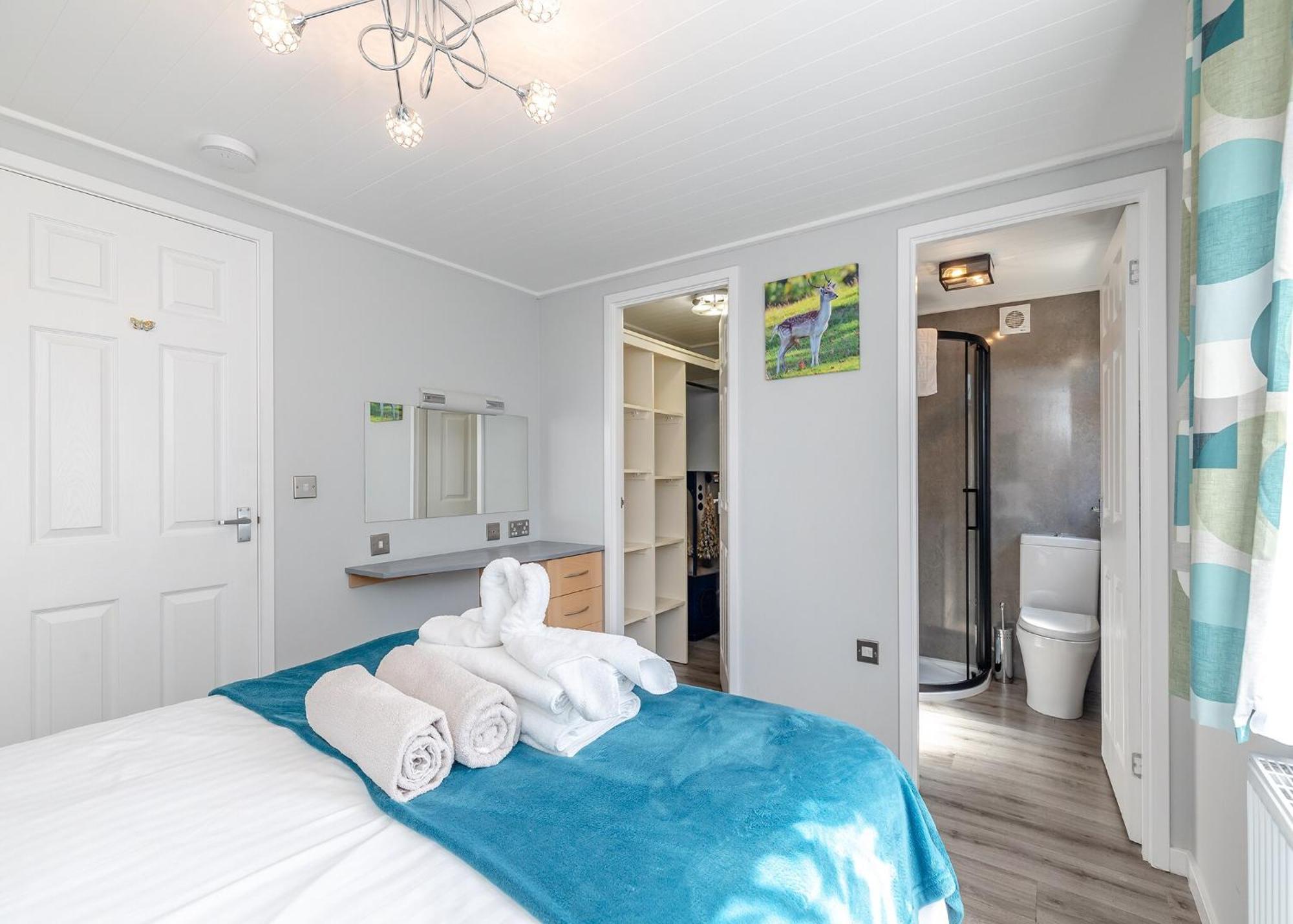 Longnor Wood Holiday Park Esterno foto