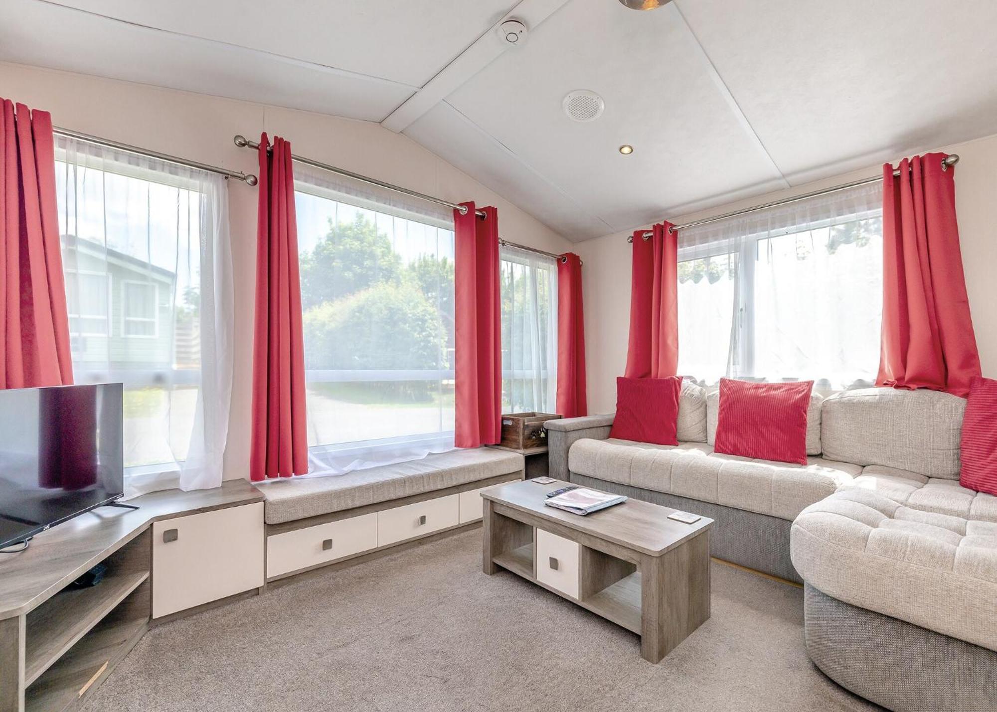 Longnor Wood Holiday Park Esterno foto
