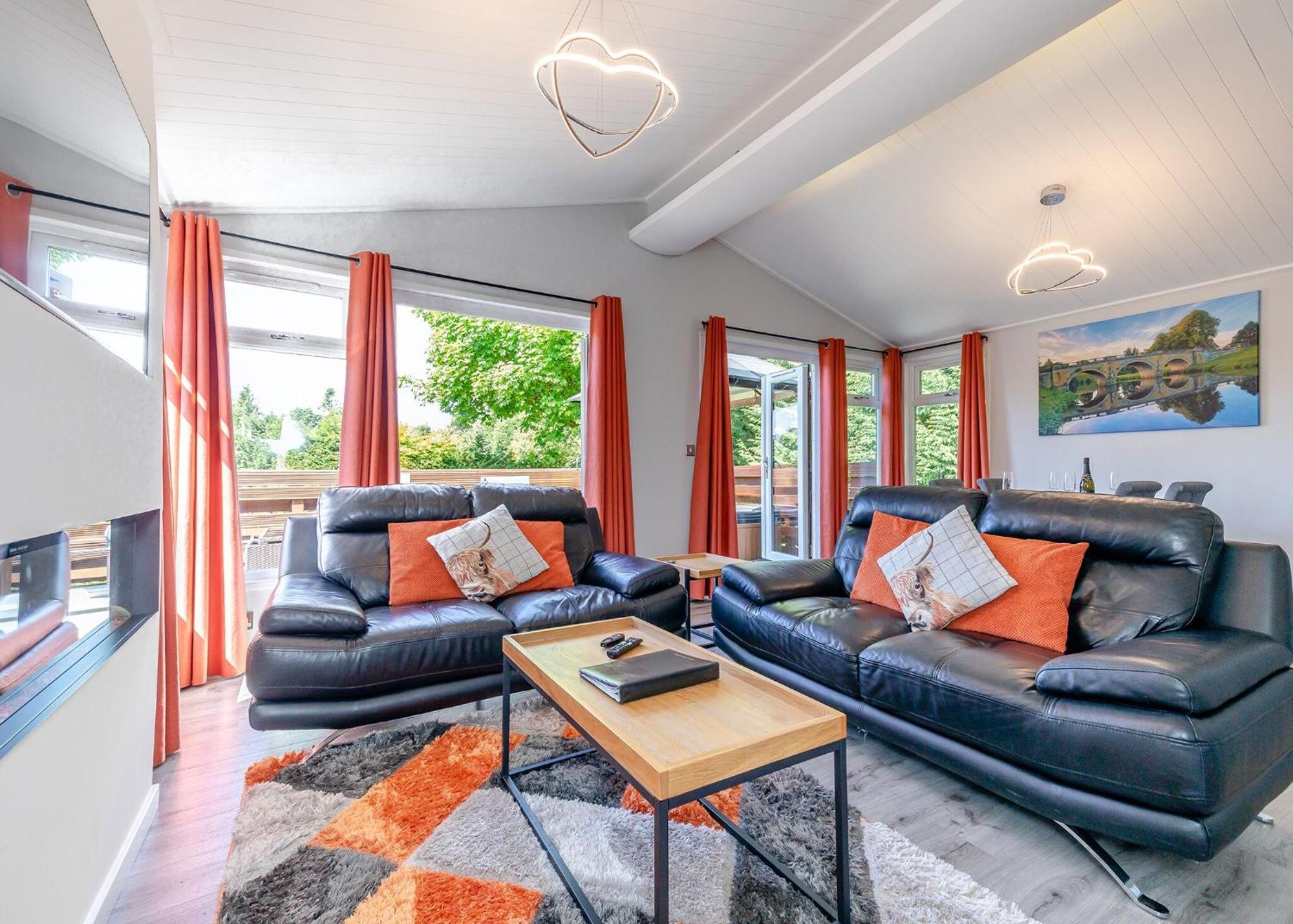 Longnor Wood Holiday Park Esterno foto